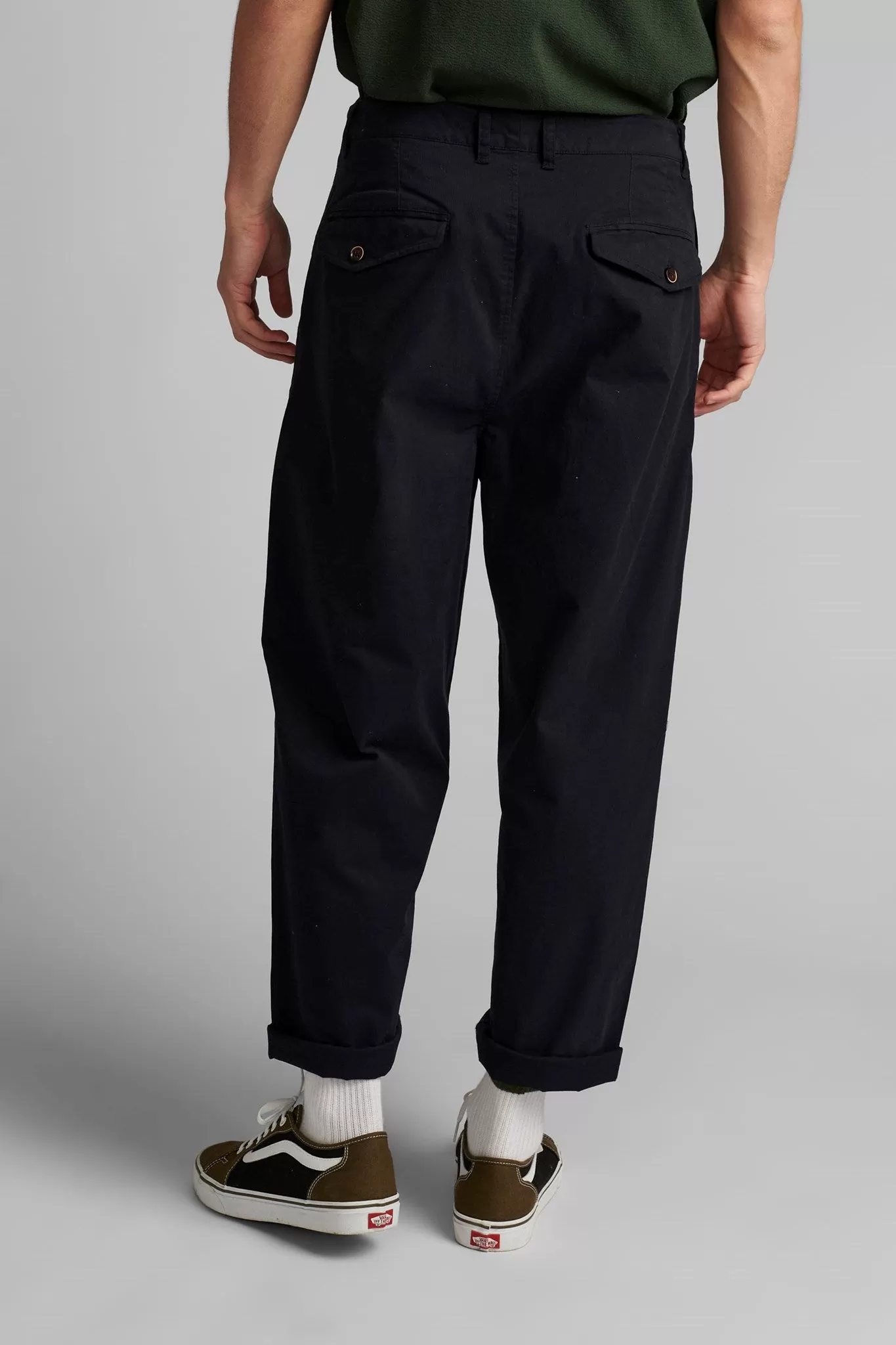 AKJAKOB COTTON PLEAT PANT - Sky Captain