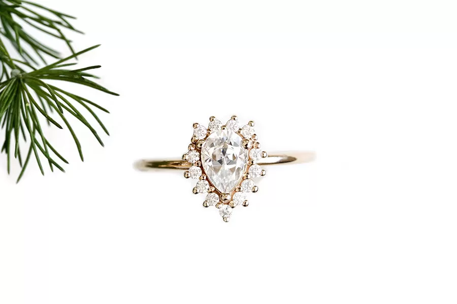 Aura Halo Moissanite Ring