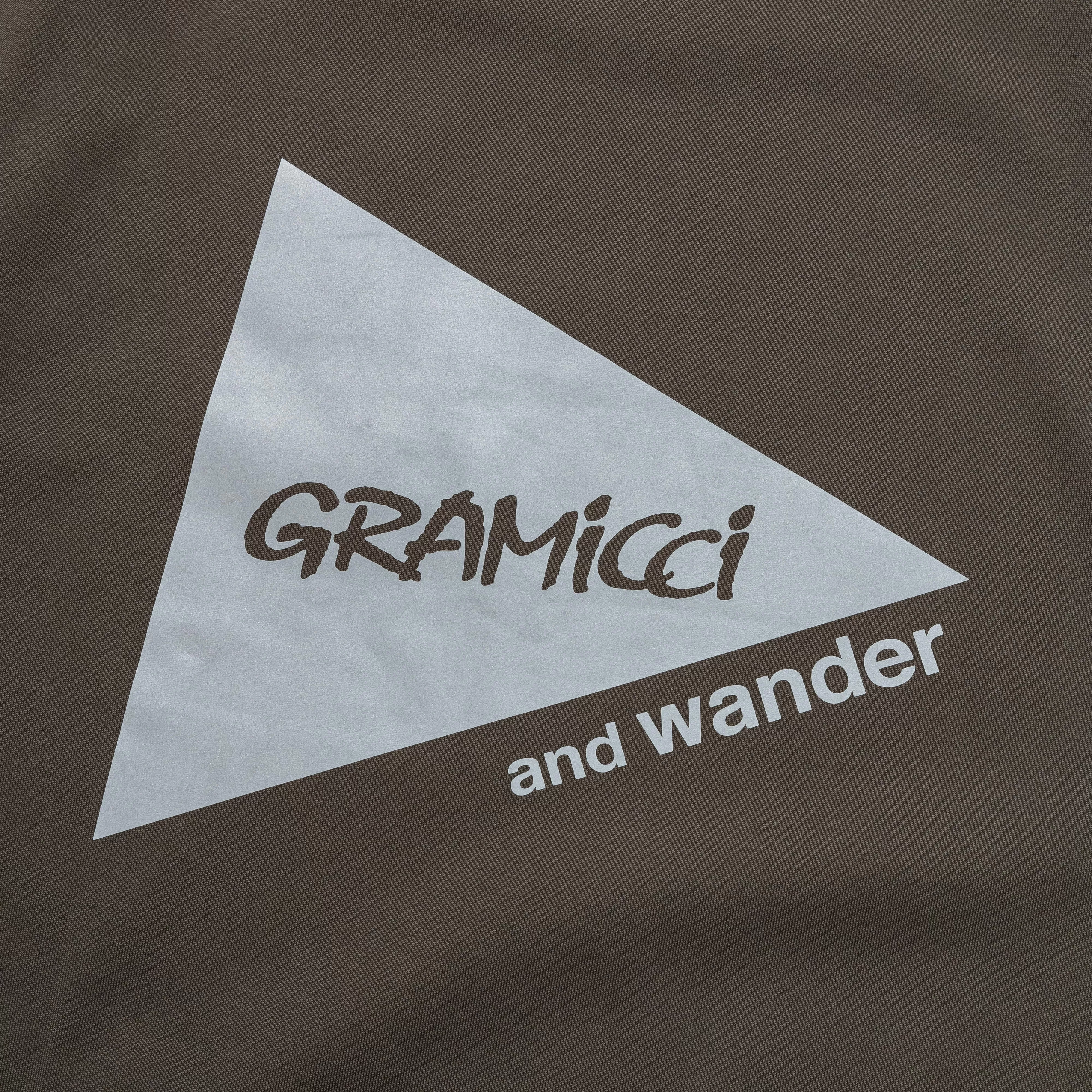 Backprint Tee × and wander - Green