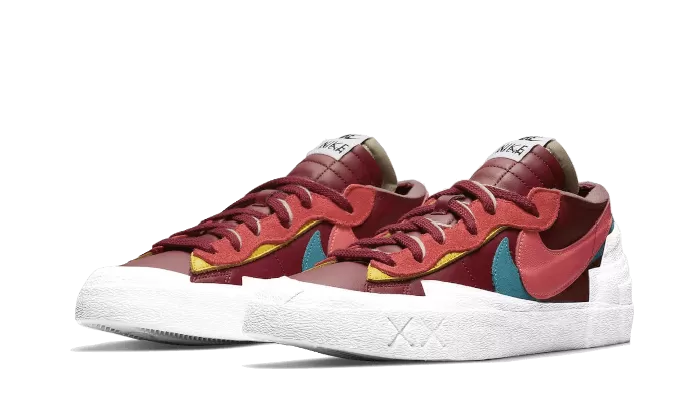 Blazer Low Sacai Kaws Team Red