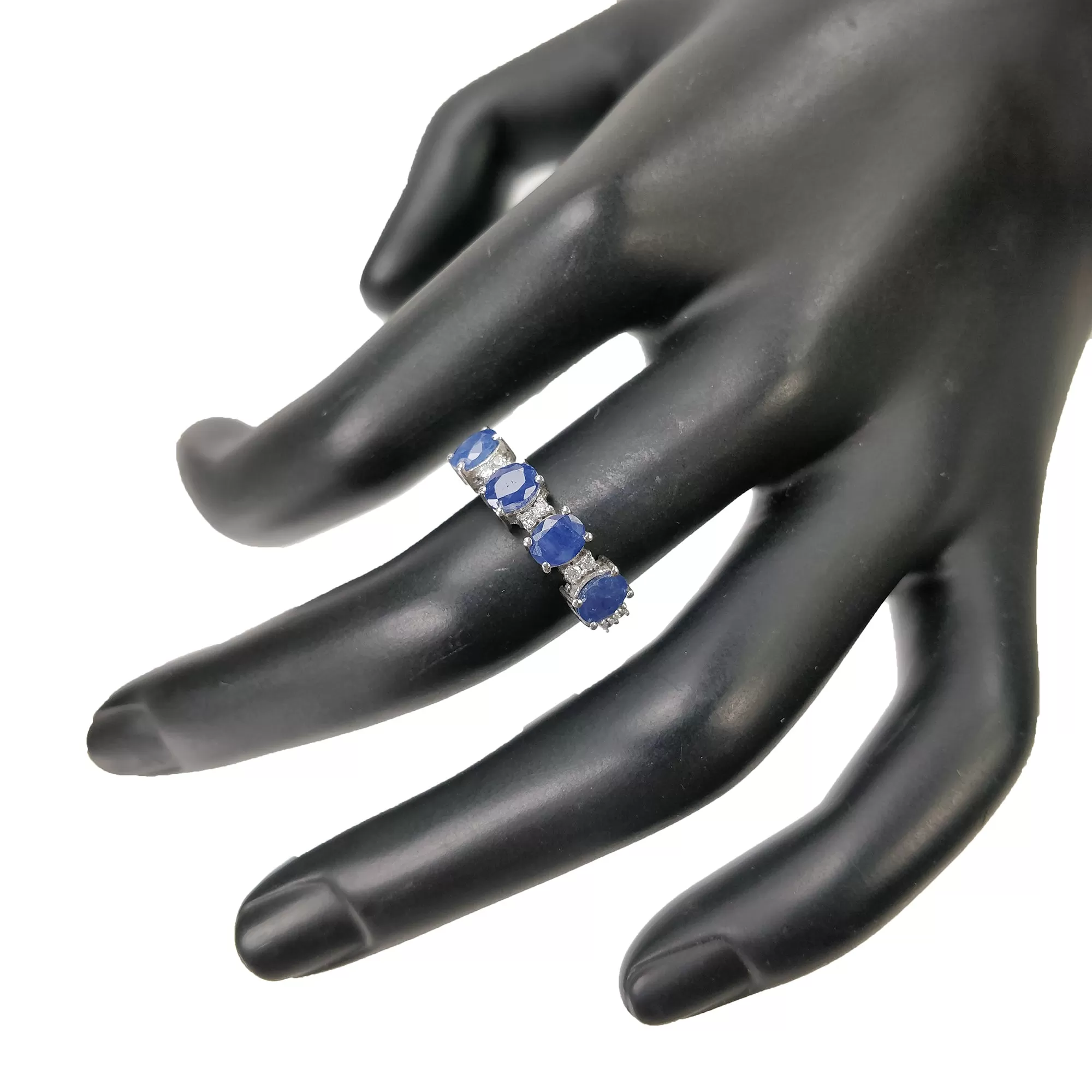 Blue SAPPHIRE Gemstone With CZ RING : 2.660gms 925 Sterling Silver Natural Sapphire Oval Normal Cut Prong Set Unisex Ring 7US