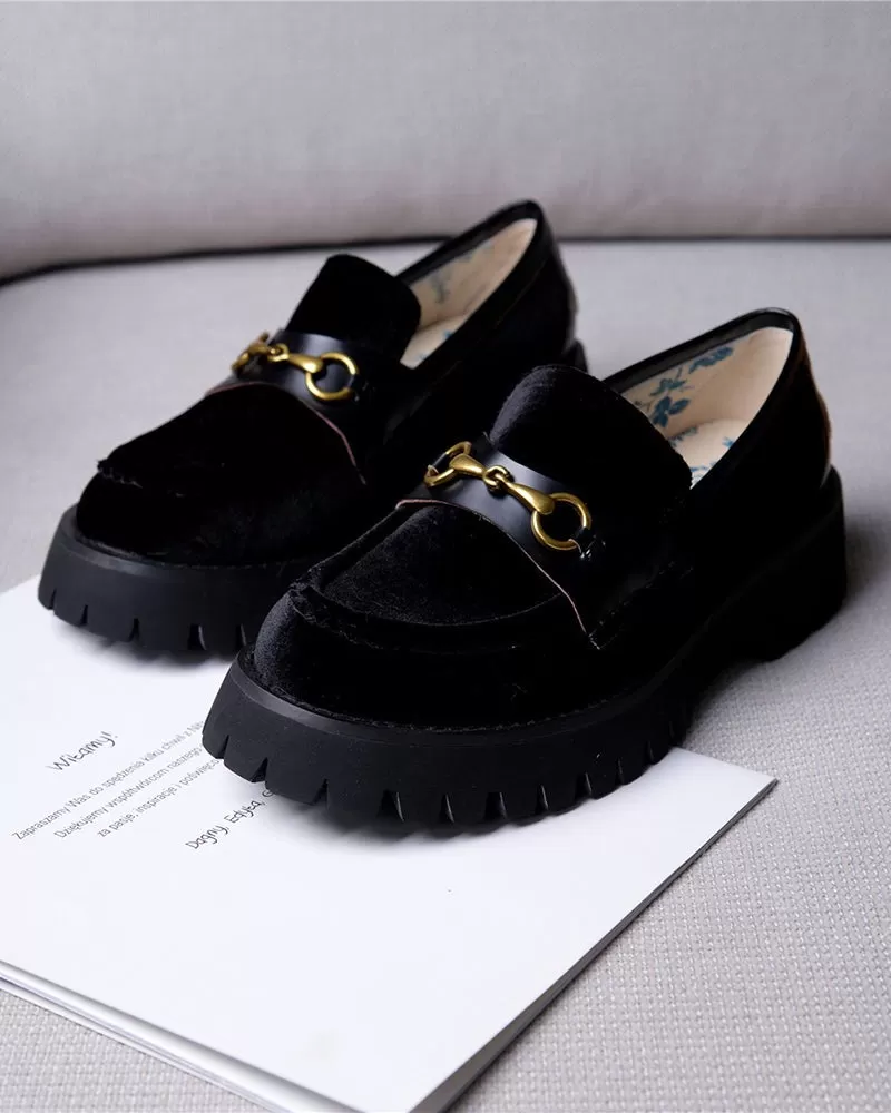 Classic Metal Buckle Bee Embroidery Velvet Mid Heel Platform Leather Loafers