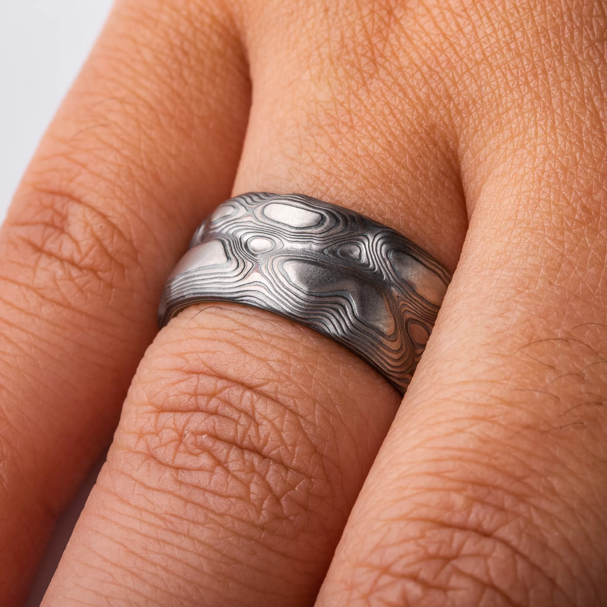 Dusky Mokume Gane Ring in Guri Bori Pattern and Oxidized Ash Palette