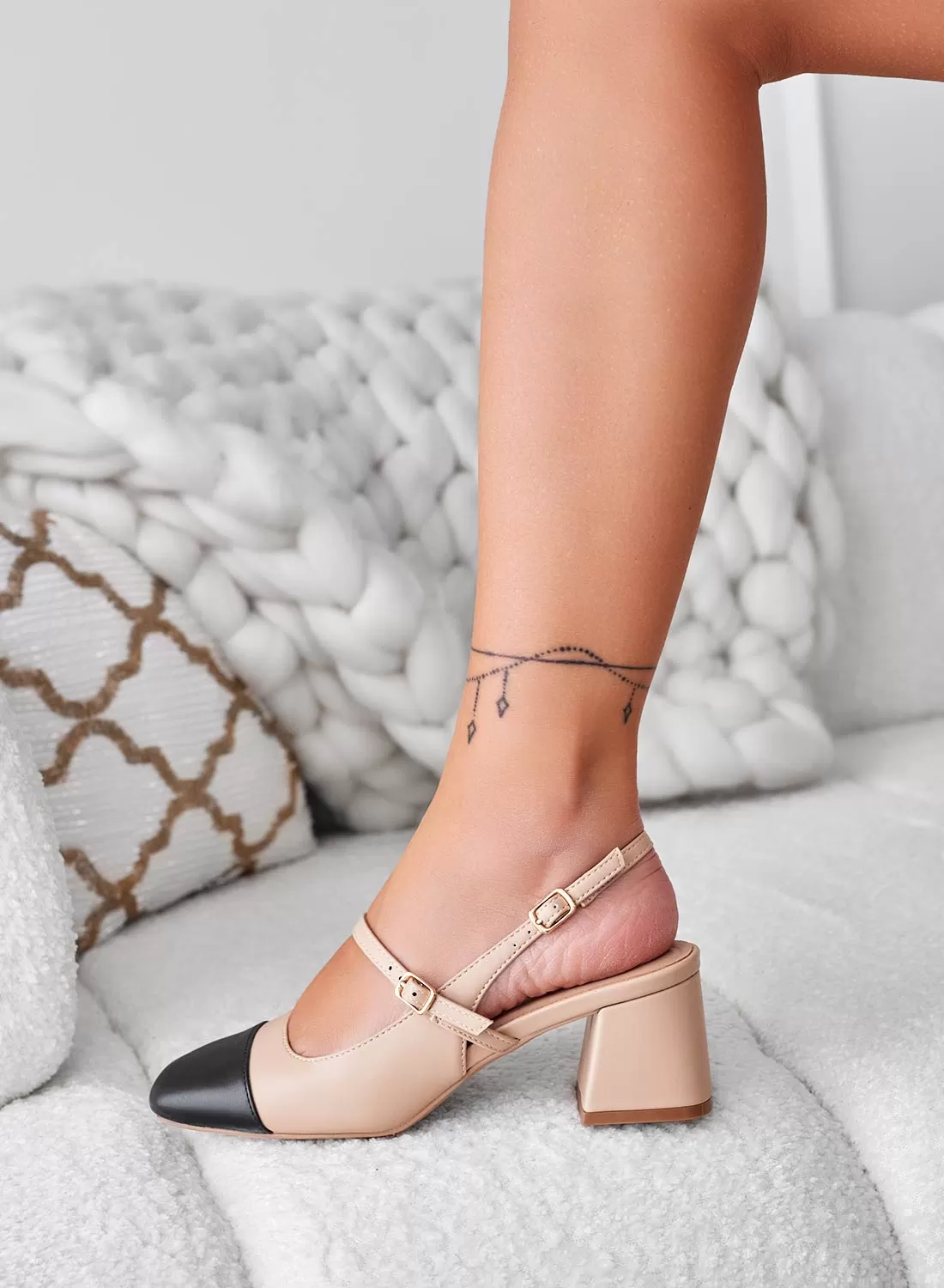 EMILIA - Decolletè slingback mary jane nude