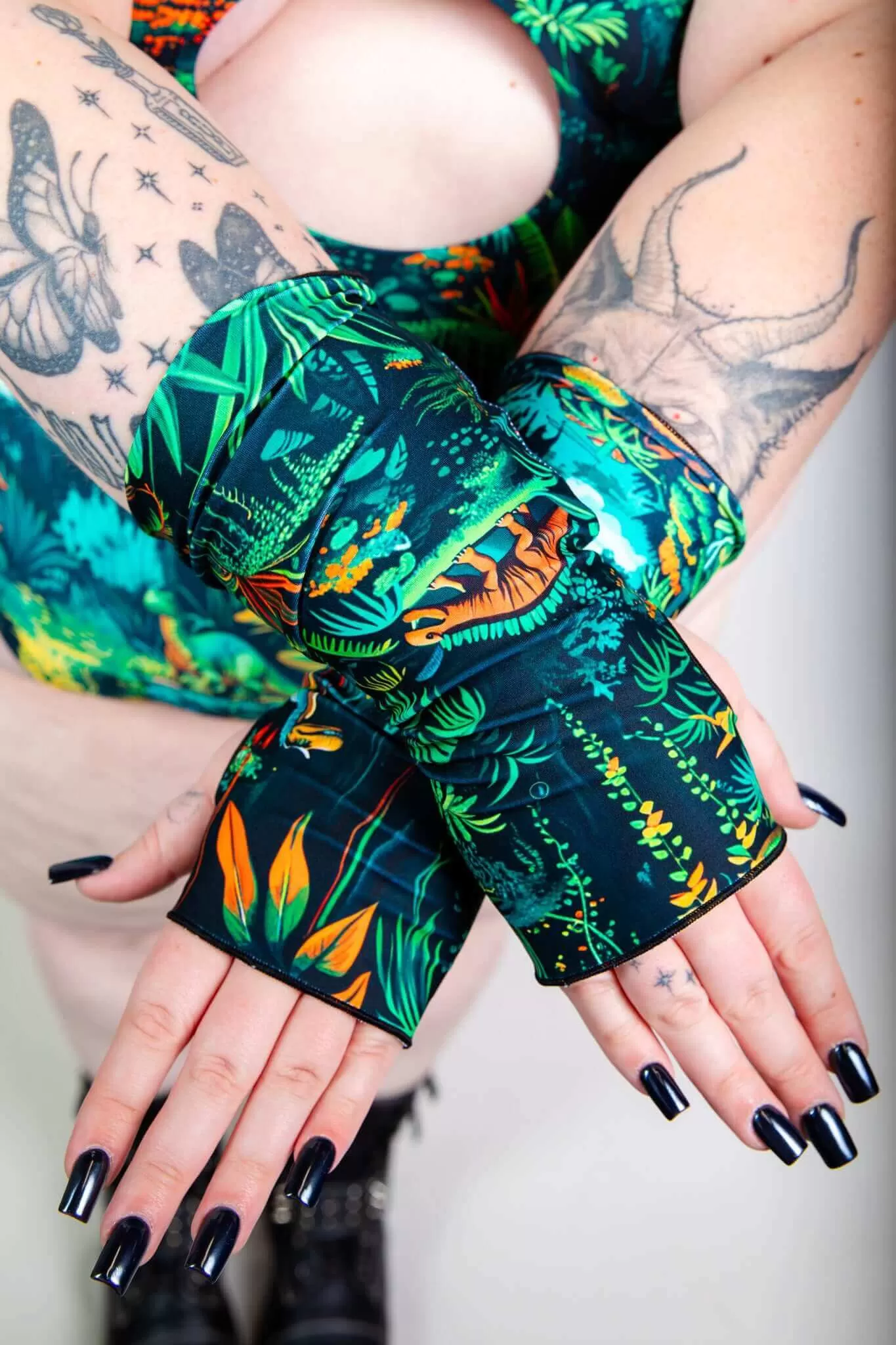 Mesozoic Gloves