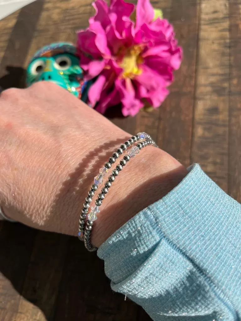 Navajo Pearl and Crystal Memory Wire Bracelet