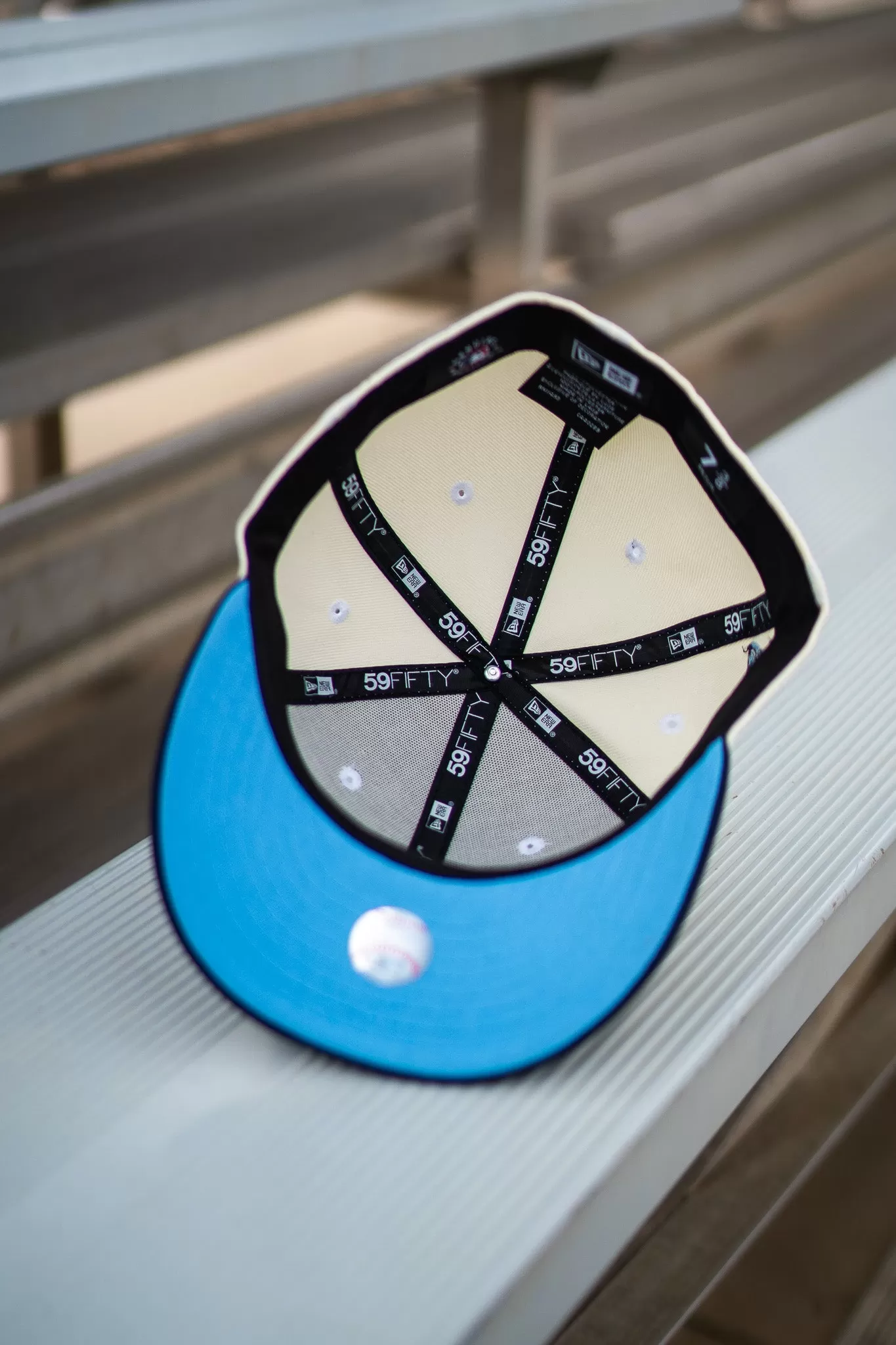 New Era Cleveland Guardians Sky UV (Off White/Navy)