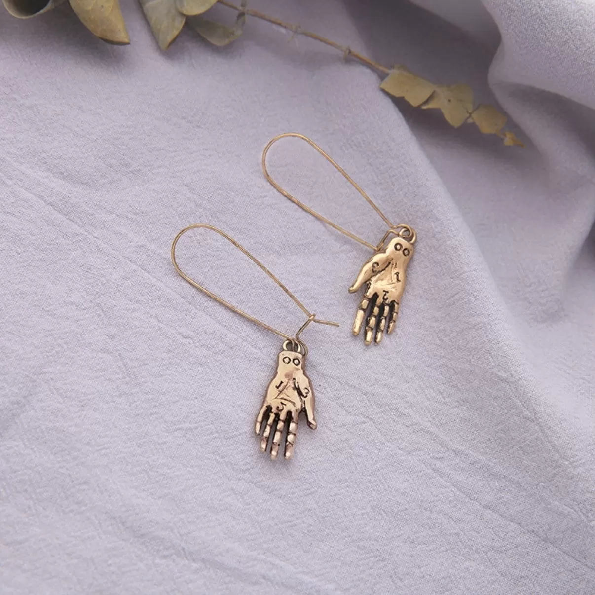 Punk Style Golden Hands Ear Hook Style Drop Earrings