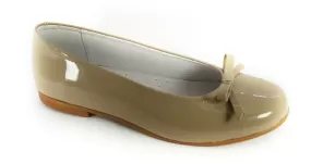 Shawn & Jeffery Camel Patent Leather Flats