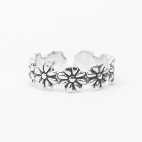 Silver Cutout Daisy Toe Ring