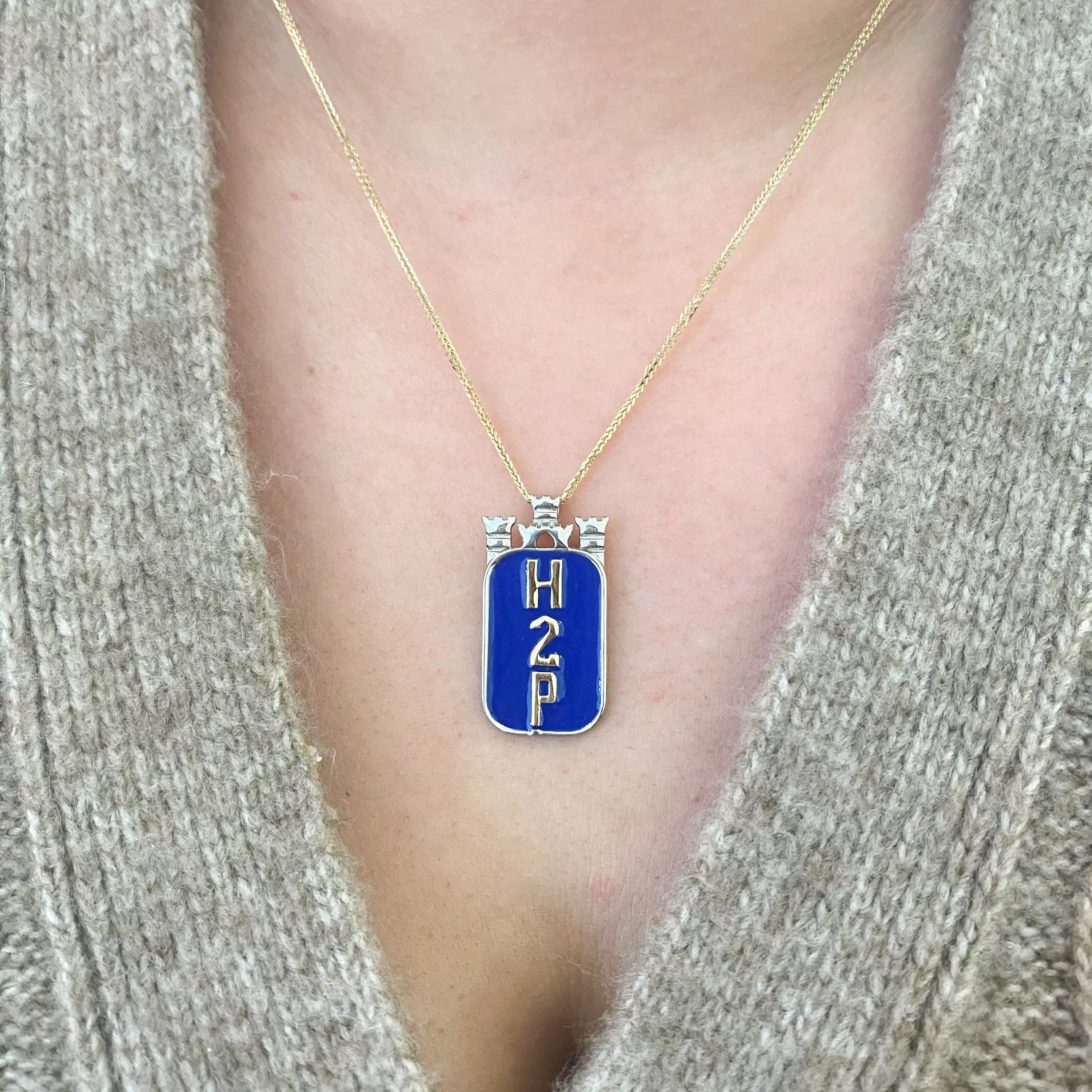 STERLING SILVER AND 14K YELLOW GOLD H2P UNIVERSITY OF PITTSBURGH BLUE ENAMEL PENDANT